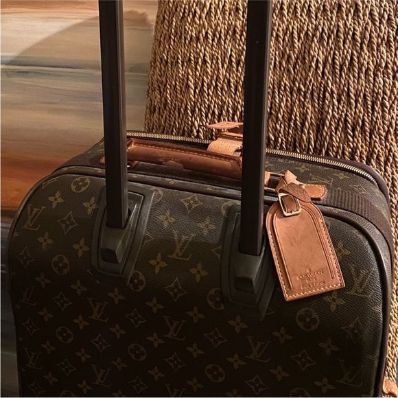 🎁HOLIDAY SALE!!! Authentic SUITCASE Louis Vuitton Monogram Pegasus Carryon. - Picture 3 of 8